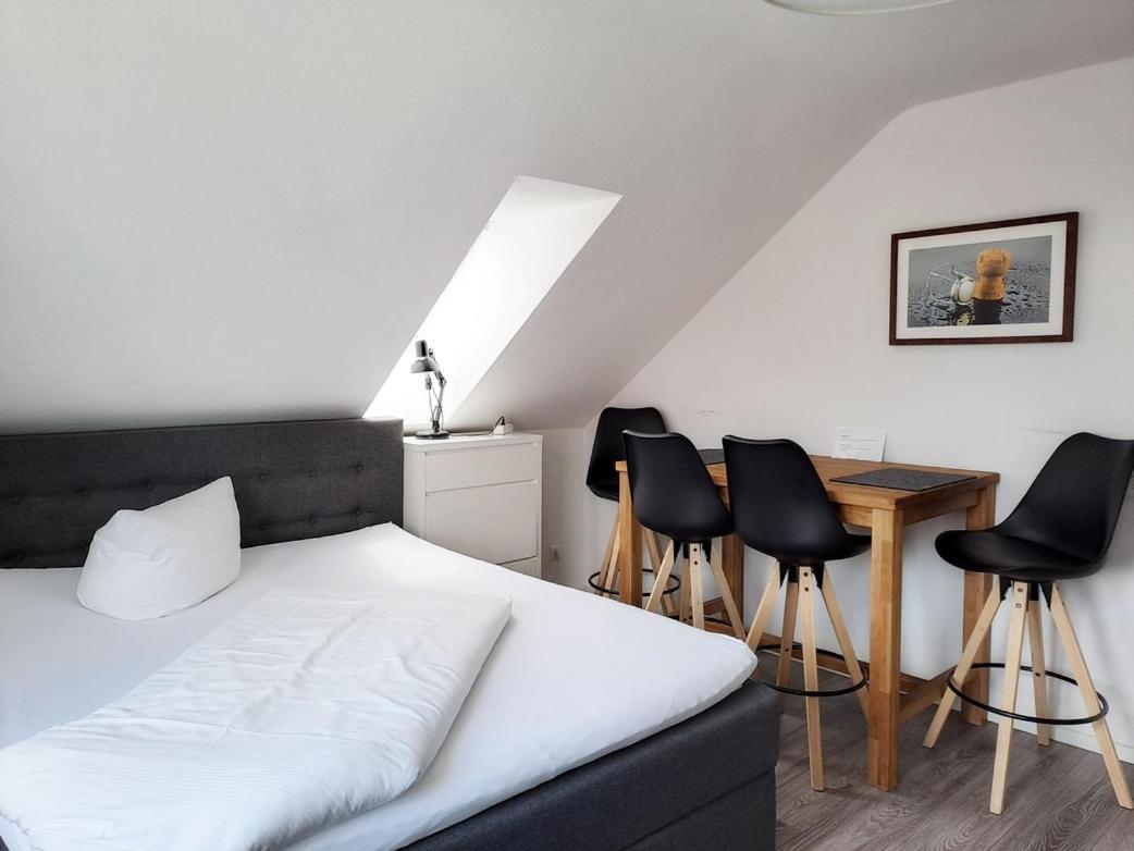 Waldhorn Alleenring Apartments Kirchheim unter Teck Buitenkant foto